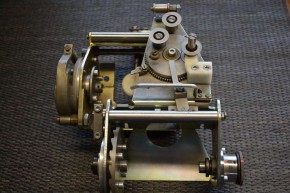 07-L-110B, unten und L-110B-R, oben, nach Reparatur